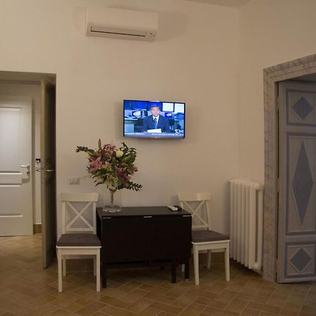 Leoncino 36 Apartments In Rome Room photo