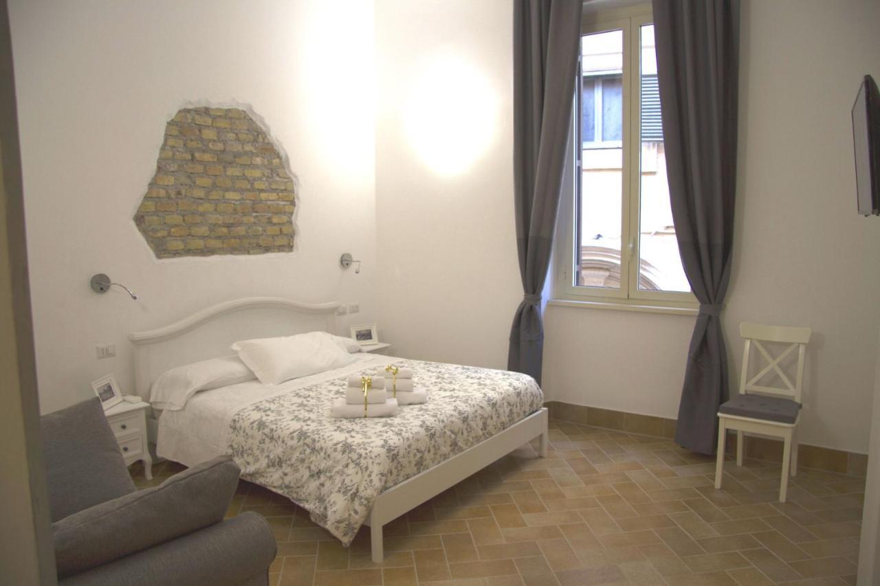 Leoncino 36 Apartments In Rome Room photo